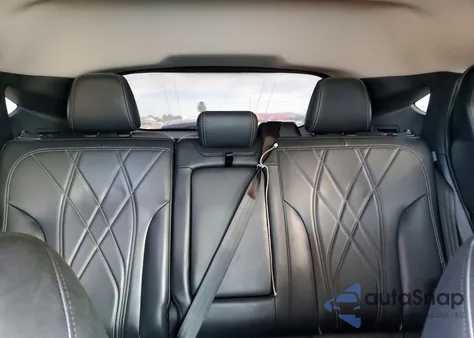 2022 Ford Mustang Mach-E Select z USA, uszkodzony, nr VIN 3FMTK1SS3NMA17435